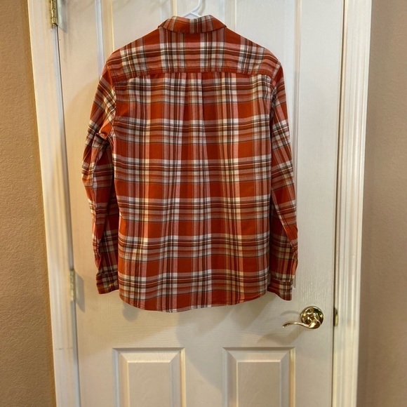 Eddie Bauer Classic Fit Mens Flannel Shirt, S - Picture 2 of 8